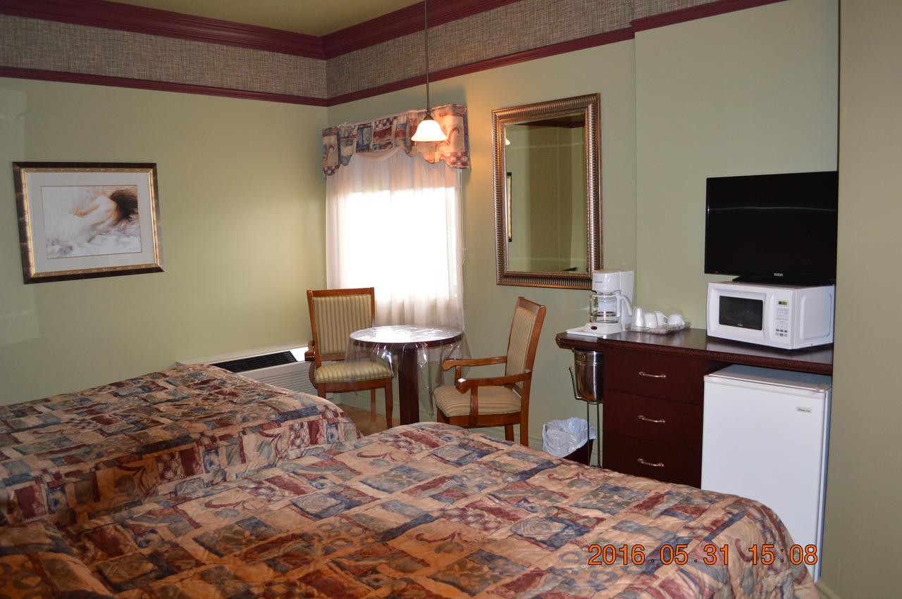 Motel-Auberge Helene Victoriaville Exterior photo