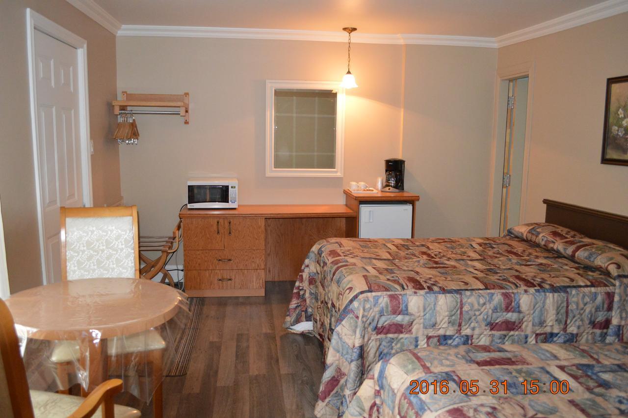 Motel-Auberge Helene Victoriaville Exterior photo