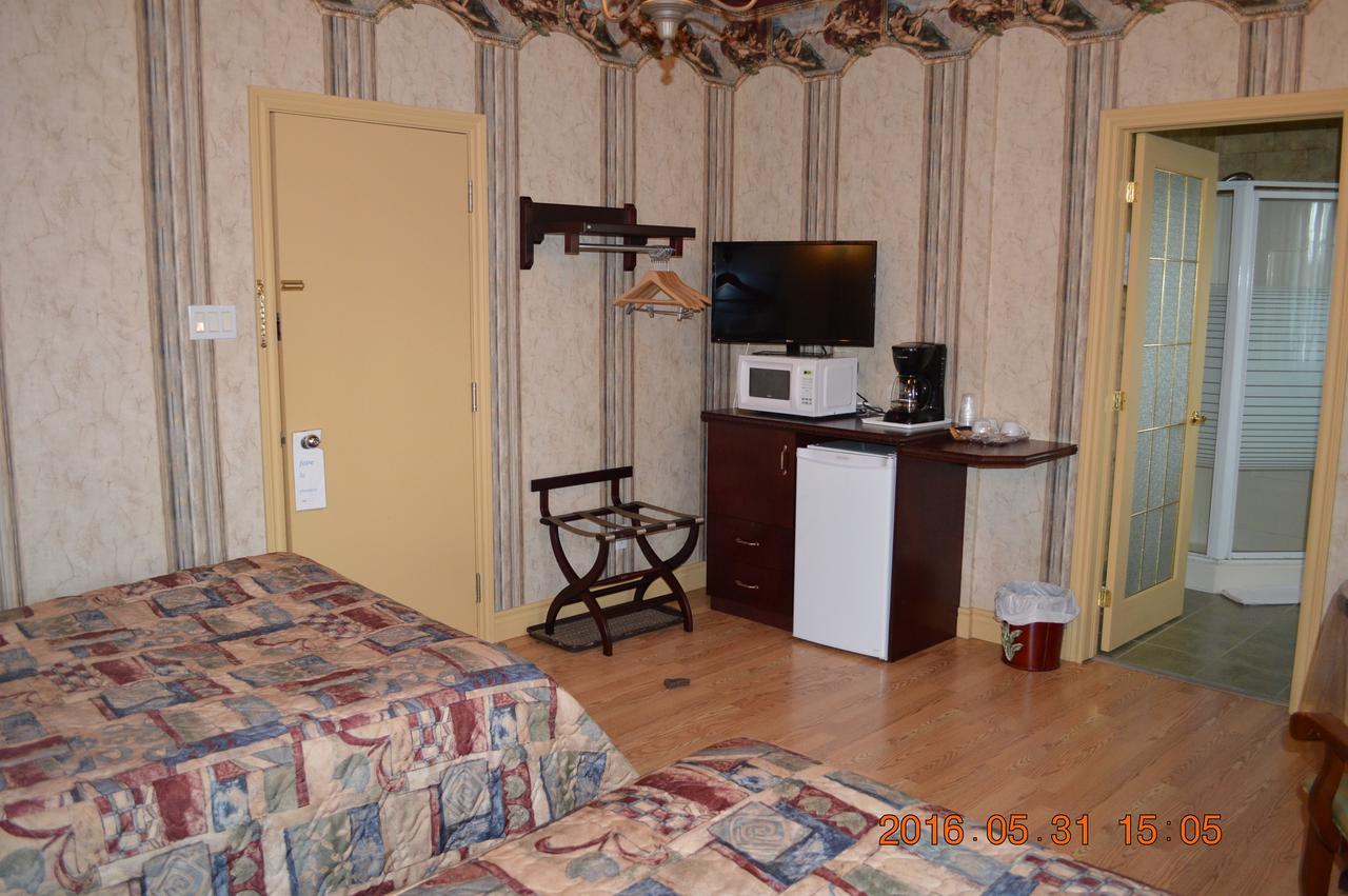Motel-Auberge Helene Victoriaville Exterior photo