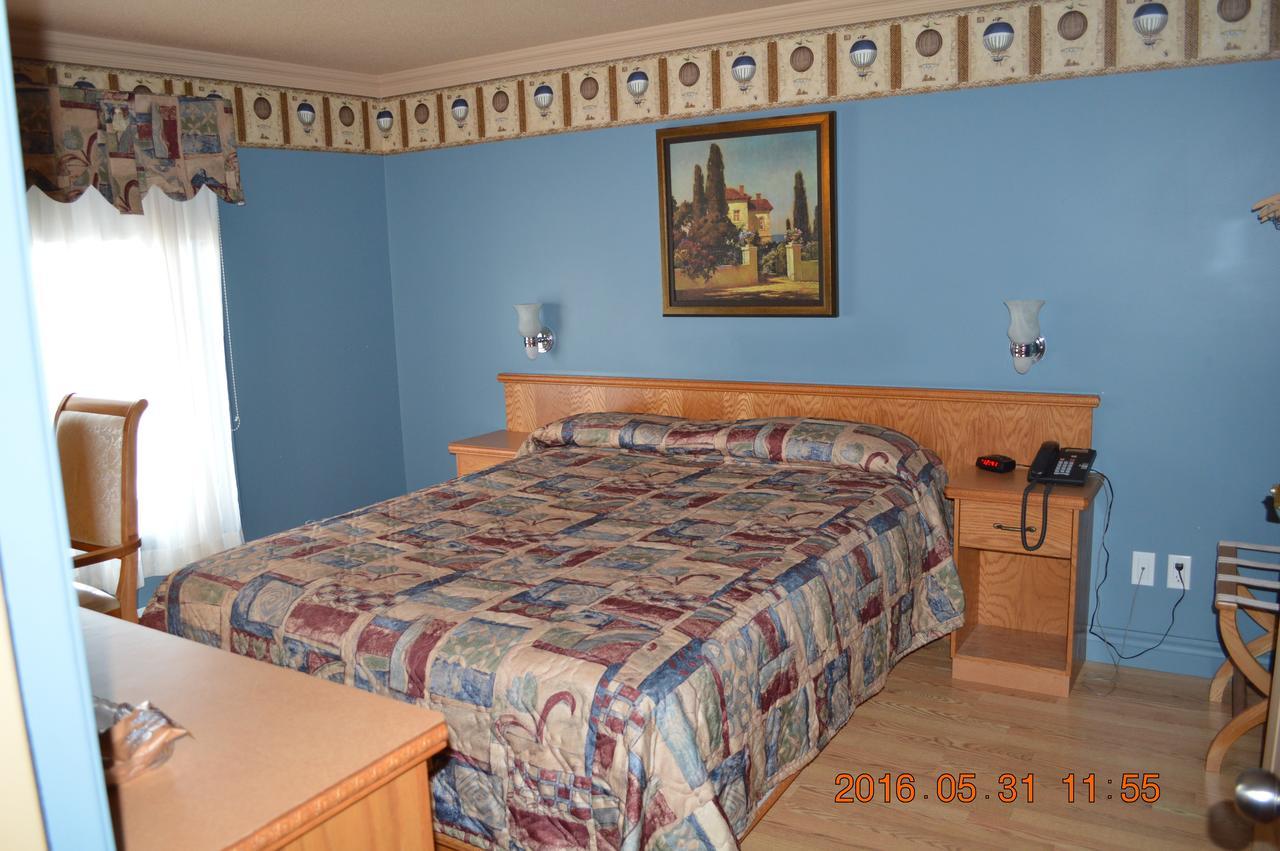 Motel-Auberge Helene Victoriaville Exterior photo