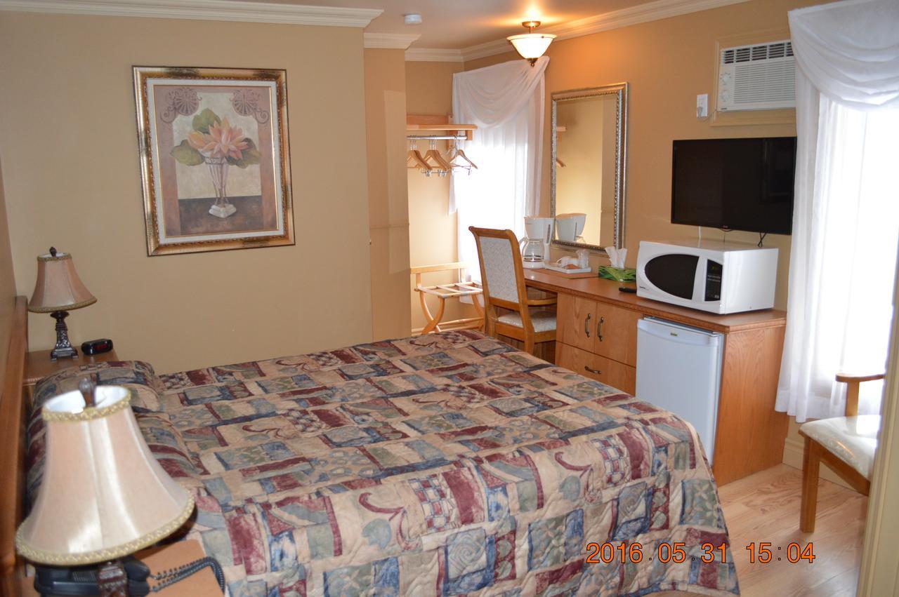 Motel-Auberge Helene Victoriaville Exterior photo