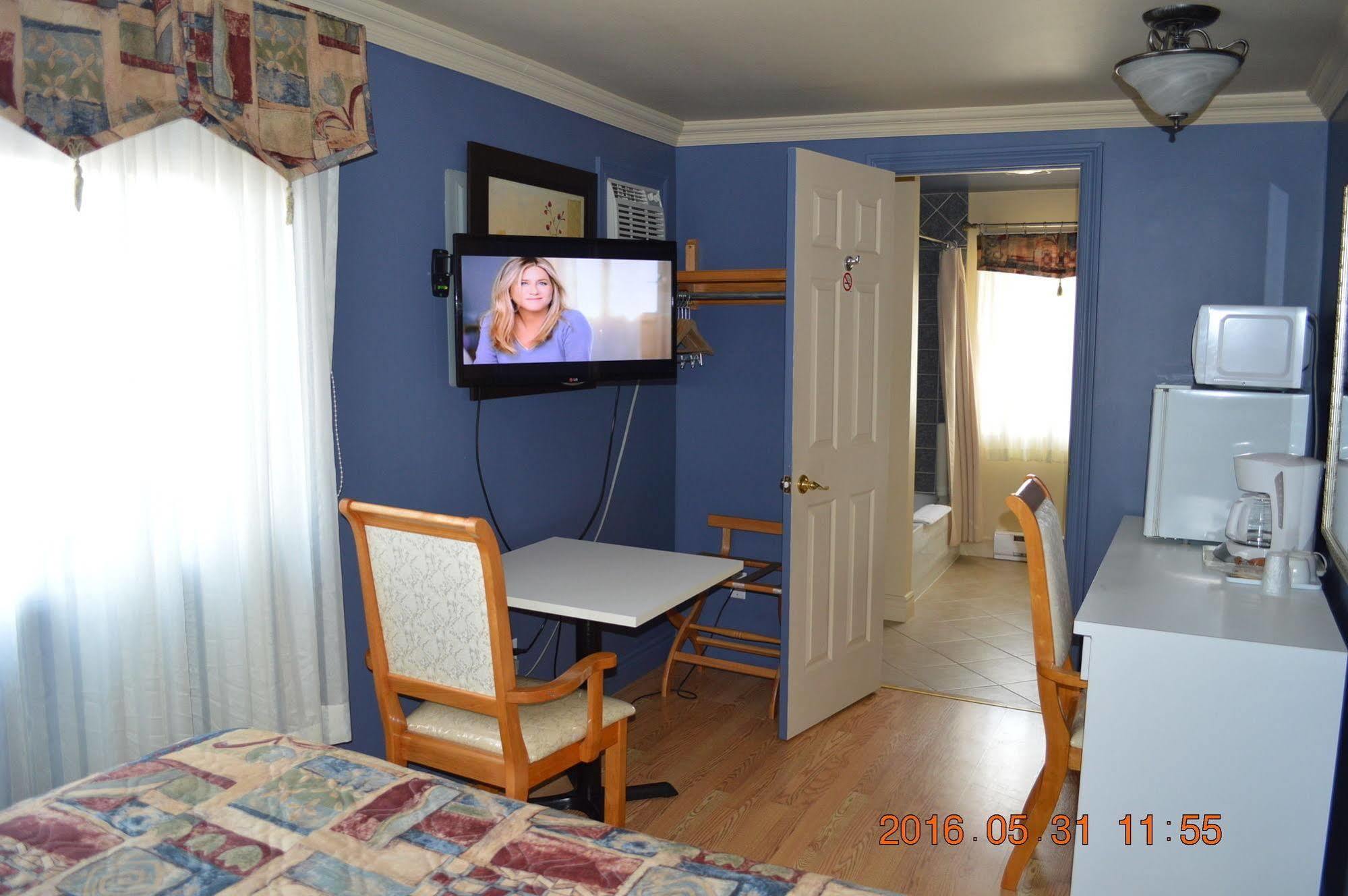 Motel-Auberge Helene Victoriaville Exterior photo