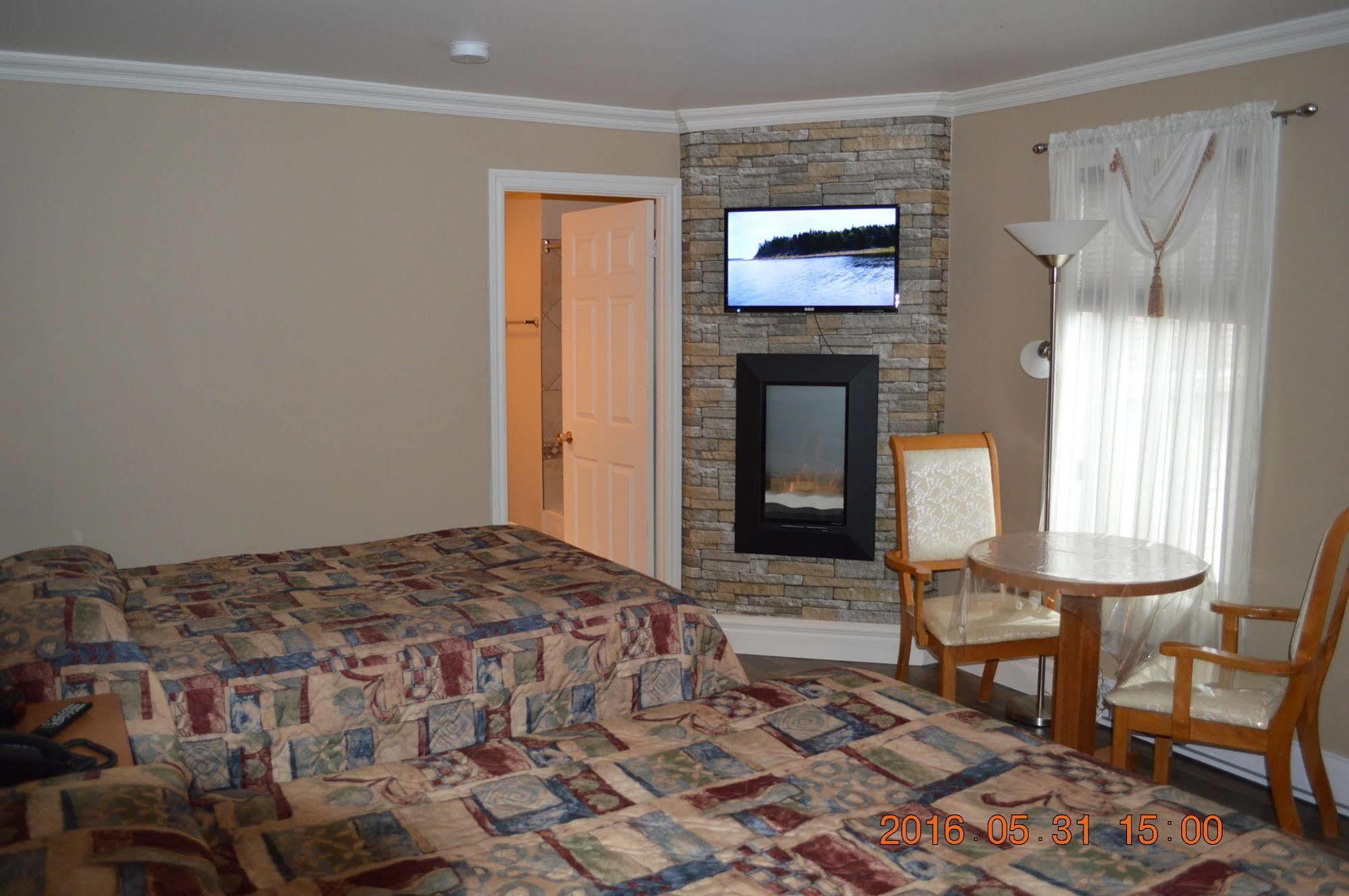 Motel-Auberge Helene Victoriaville Exterior photo